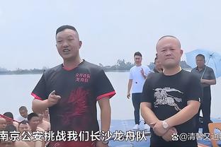 哈登赛前热身来咯！各种运球底角三分投投投？️